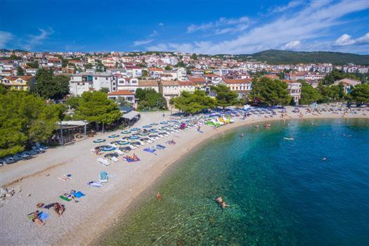 Apartmani Totic Crikvenica Ngoại thất bức ảnh