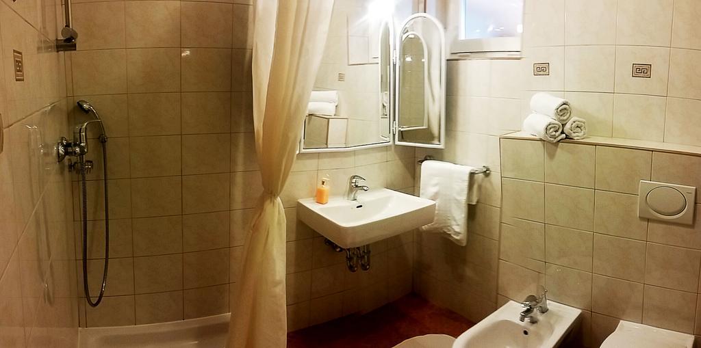 Apartmani Totic Crikvenica Ngoại thất bức ảnh